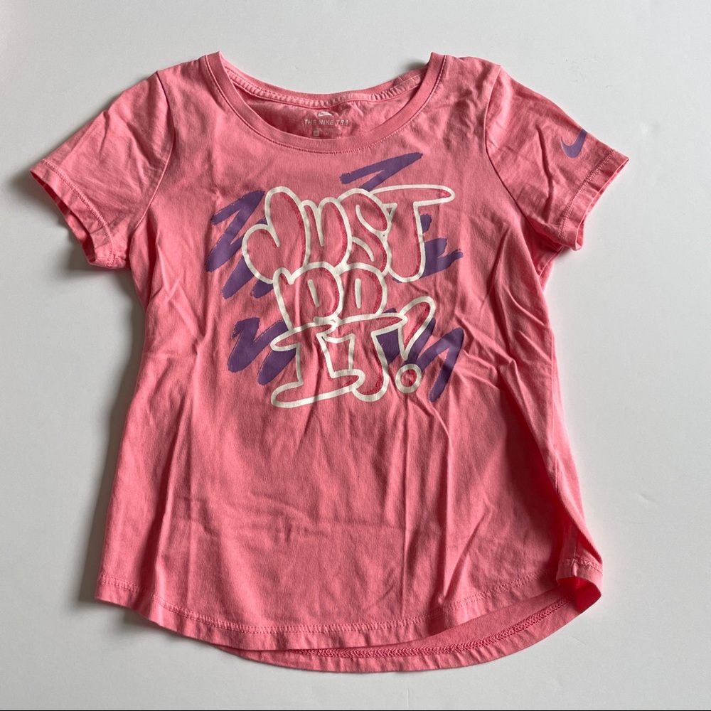 Nike tee